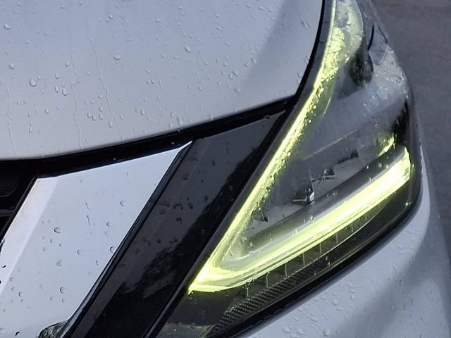 Used 2020 Nissan Murano SV AWD/4WD image 12