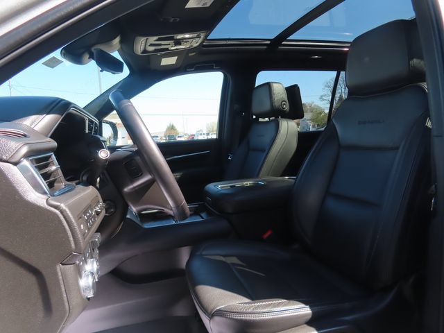 Used 2024 GMC Yukon XL Denali w/ Advanced Technology Package AWD/4WD image 20