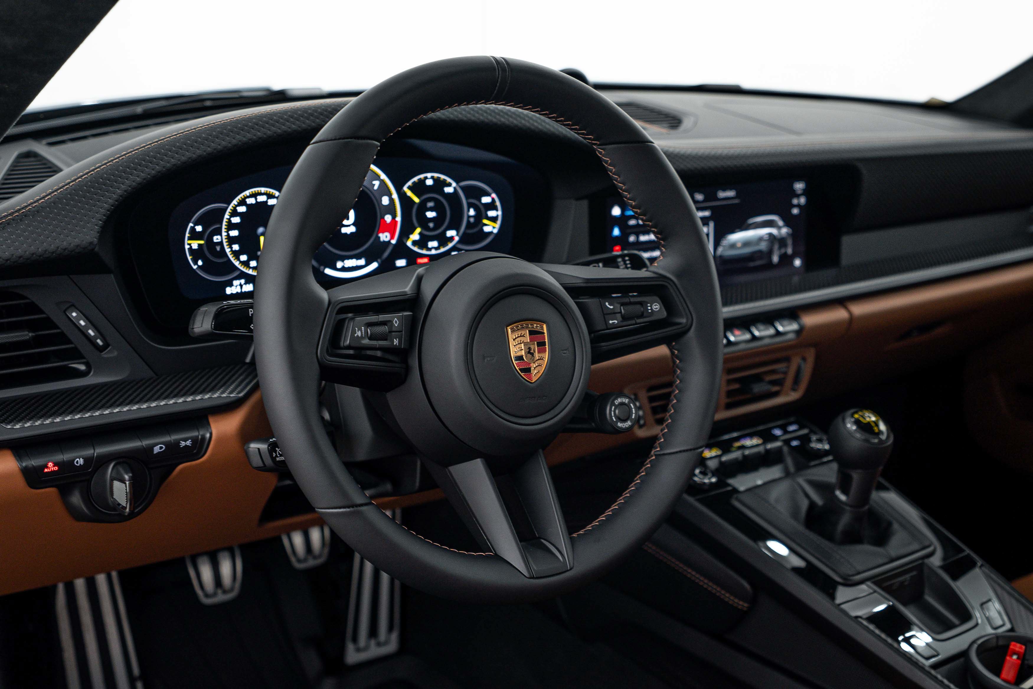 New 2026 Porsche 911 GT3 RWD image 16