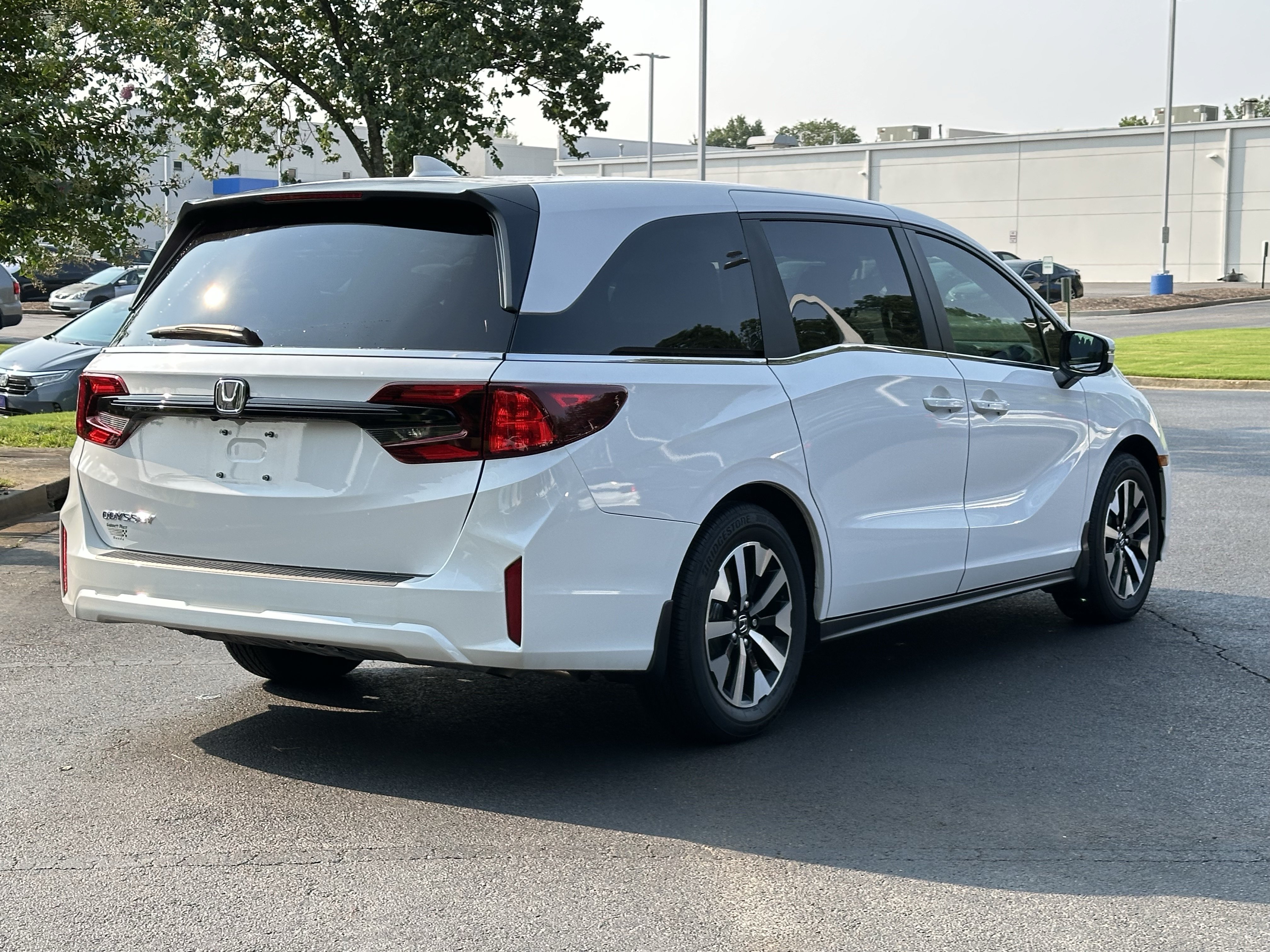 Used 2026 Honda Odyssey EX-L image 14