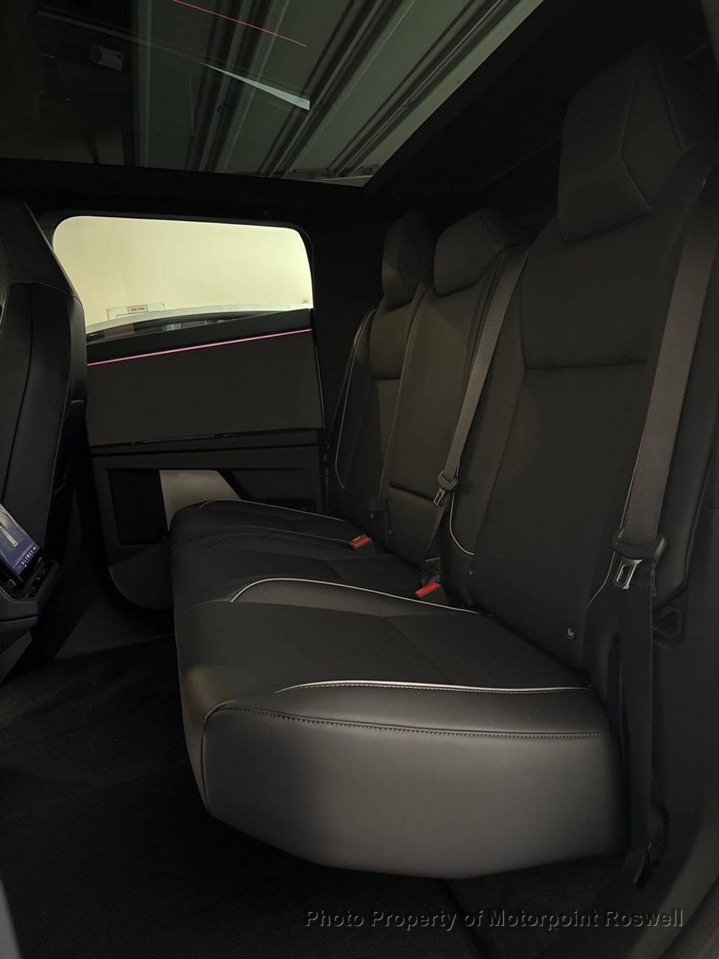 Used 2025 Tesla Cybertruck AWD Crew Cab image 3