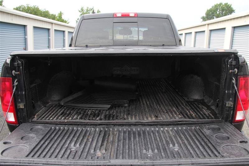 Used 2015 RAM 1500 Outdoorsman w/ Pittsburgh Penguins Edition AWD/4WD image 11