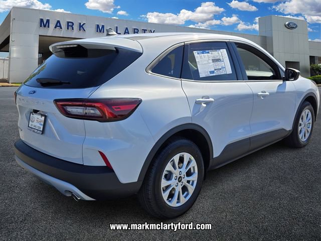 New 2026 Ford Escape Active FWD image 3