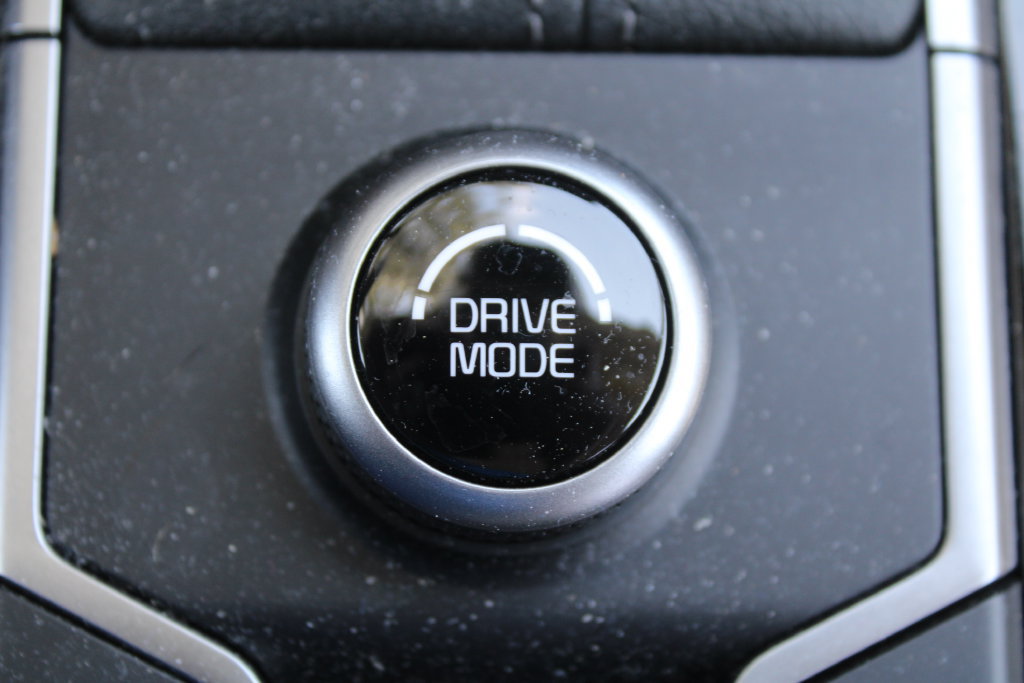 Certified 2024 Kia Sorento SX FWD image 39