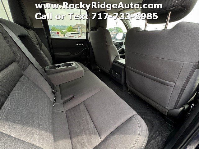Used 2023 Nissan Frontier SV w/ Tow Package AWD/4WD image 30