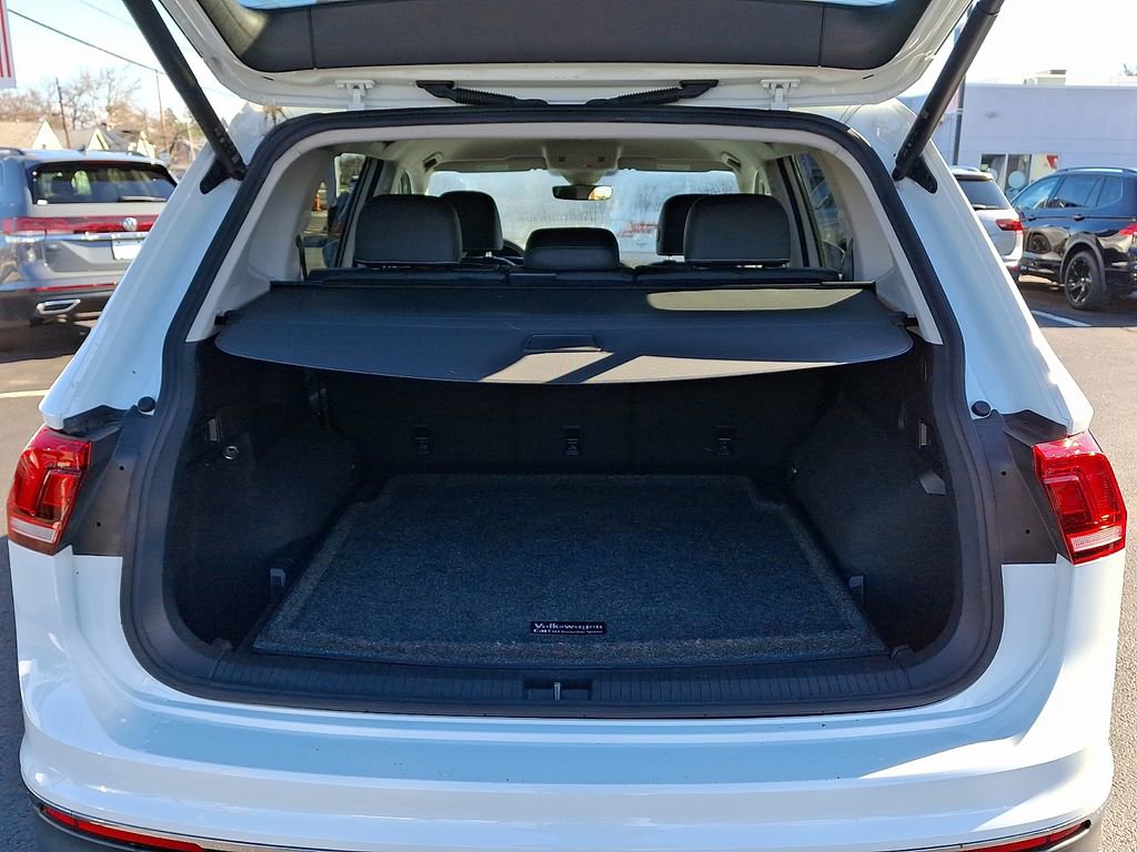Certified 2022 Volkswagen Tiguan SE AWD/4WD image 29