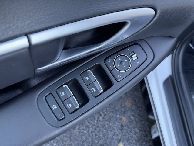 Used 2025 Hyundai Sonata SEL FWD image 10