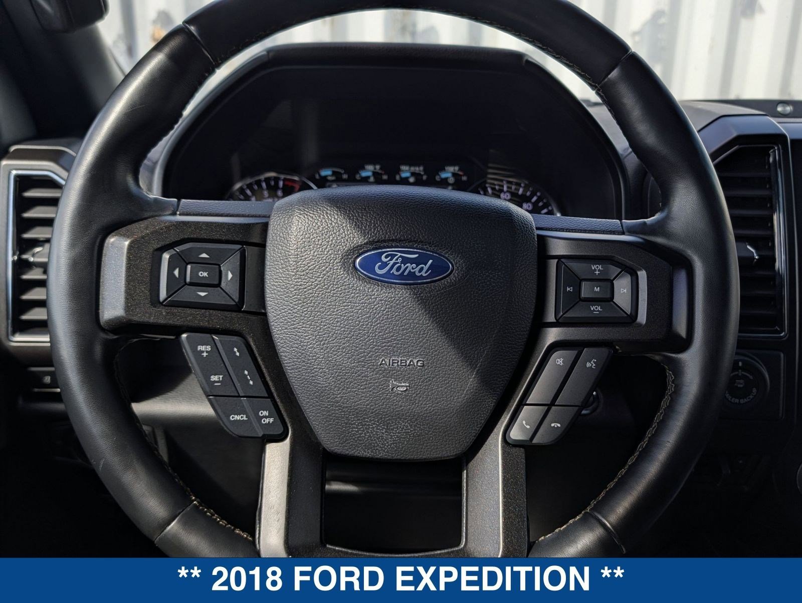 Used 2018 Ford Expedition Limited w/ Equipment Group 302A image 30