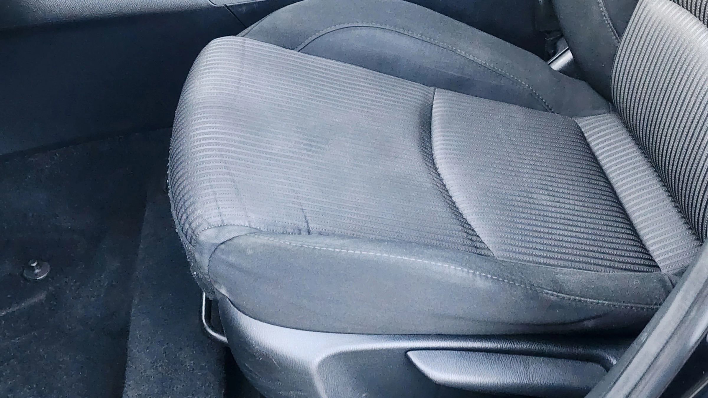 Used 2016 MAZDA MAZDA3 i Touring image 15