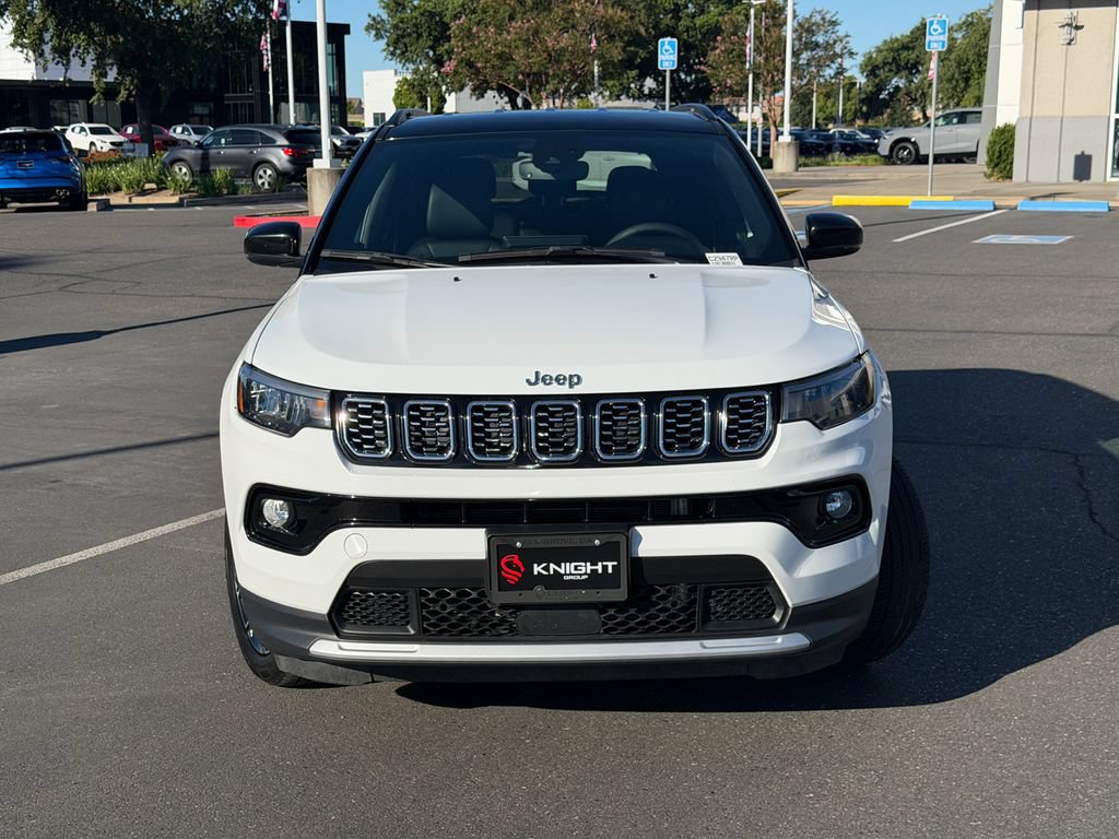 Used 2024 Jeep Compass Limited AWD/4WD image 3