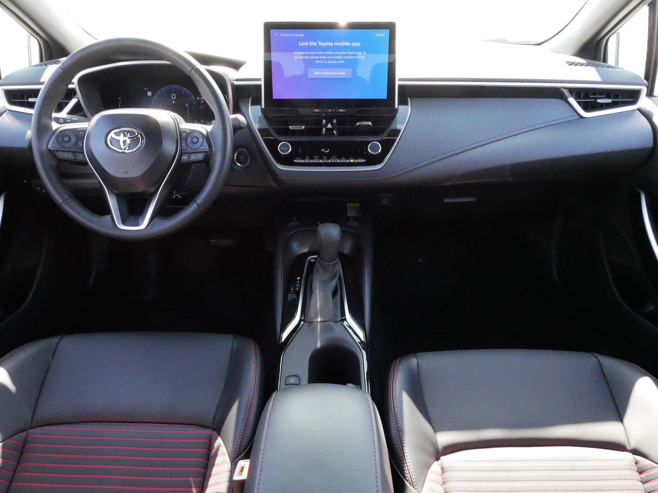 Certified 2025 Toyota Corolla XSE image 10