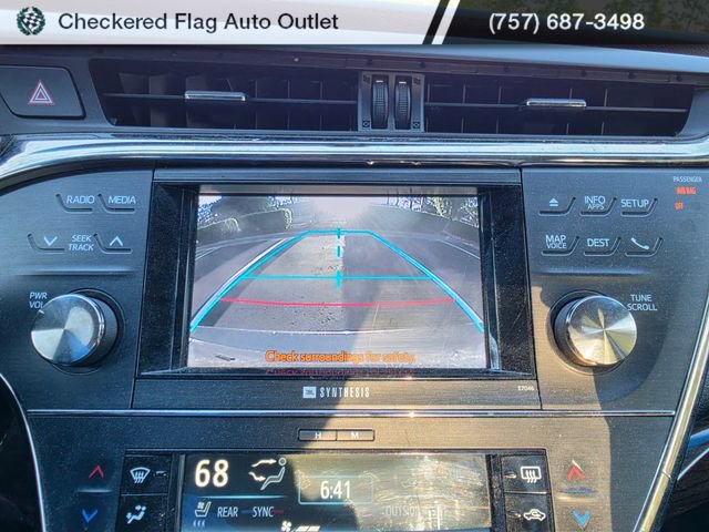 Used 2013 Toyota Avalon Limited w/ Technology Pkg image 18