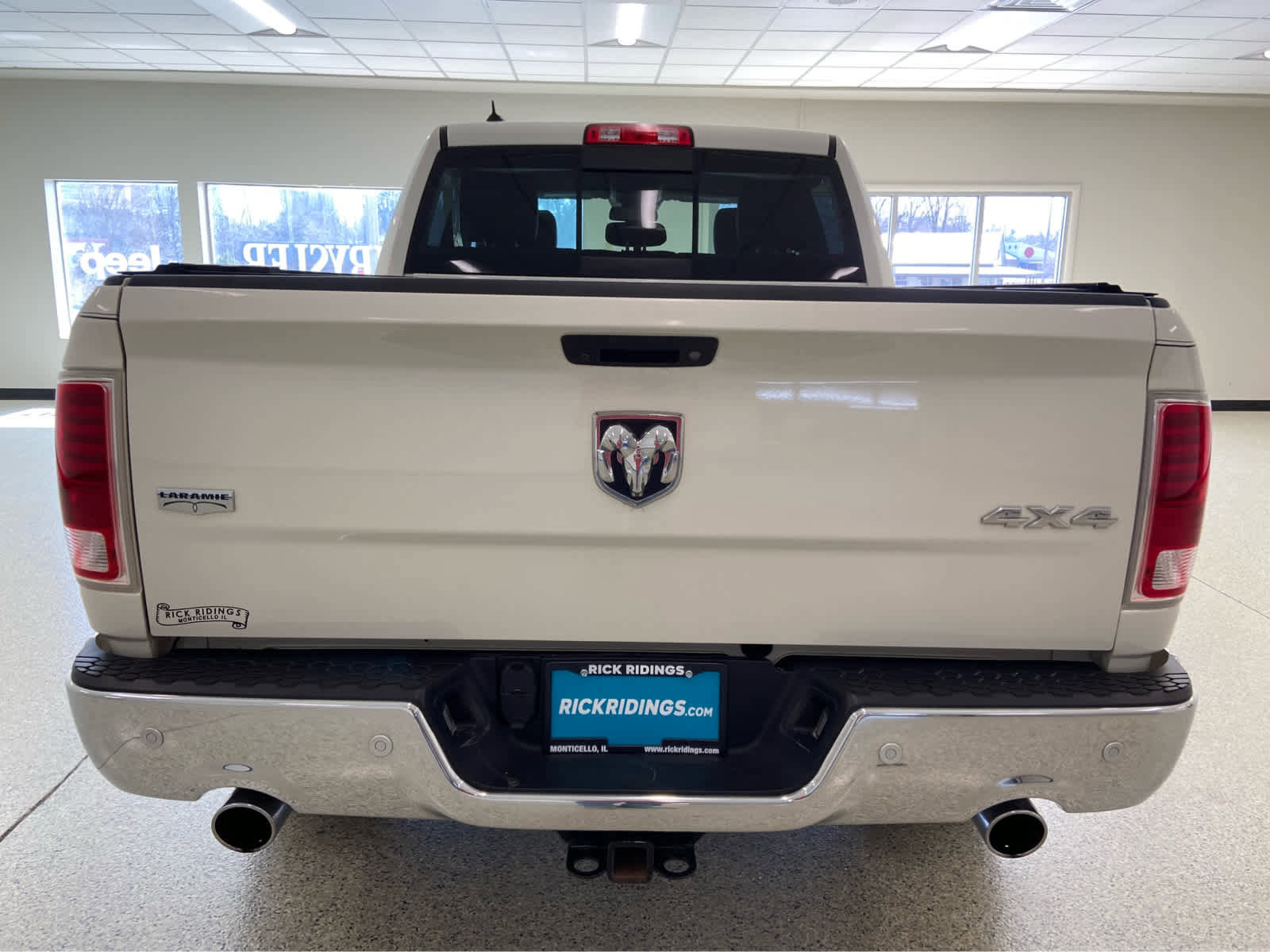 Used 2018 RAM 1500 Laramie w/ Convenience Group image 6