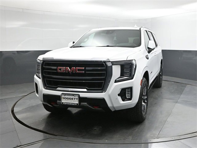 Used 2023 GMC Yukon AT4 w/ AT4 Premium Package image 30