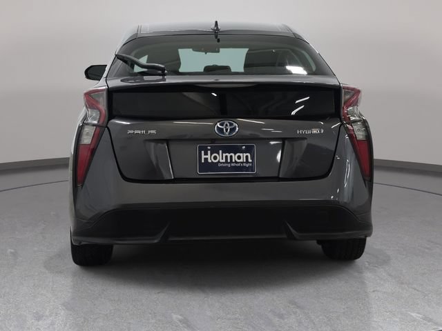 Used 2016 Toyota Prius Three Touring FWD image 7