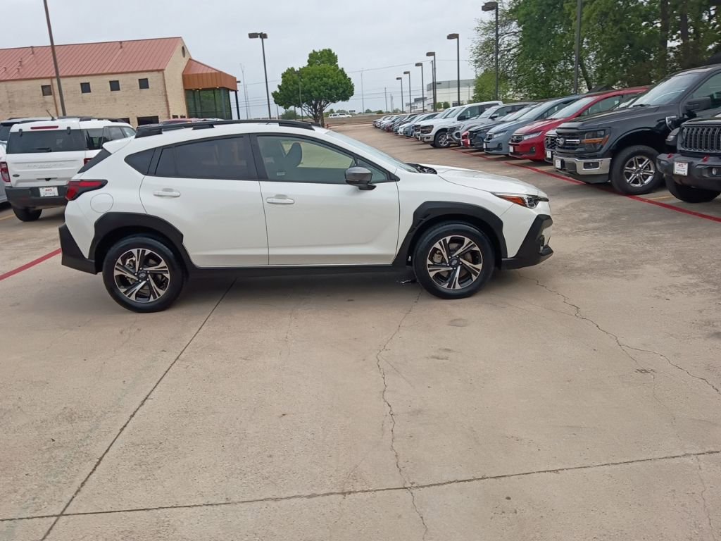 Used 2025 Subaru Crosstrek 2.0i Premium image 7