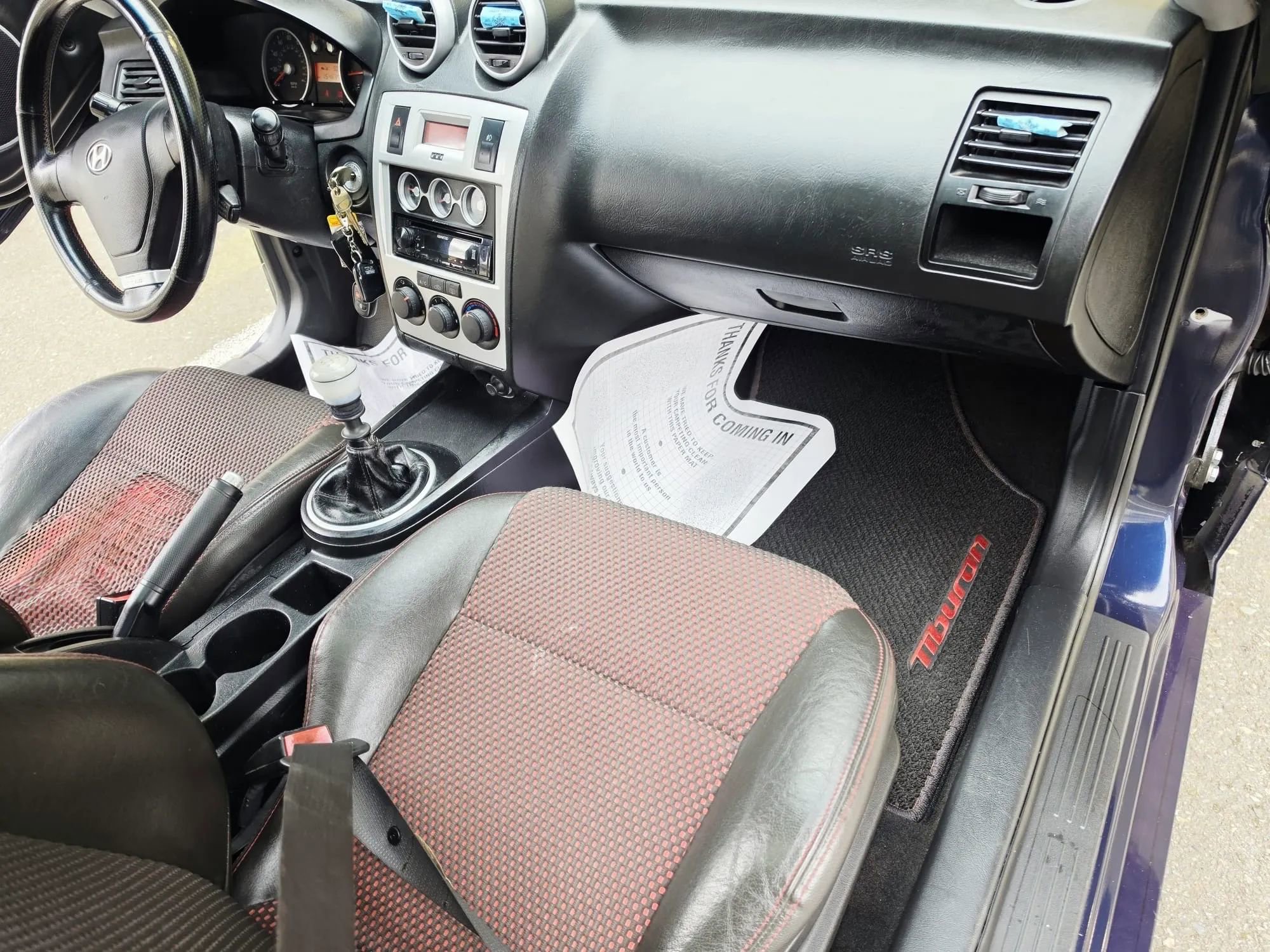 Used 2006 Hyundai Tiburon SE image 12