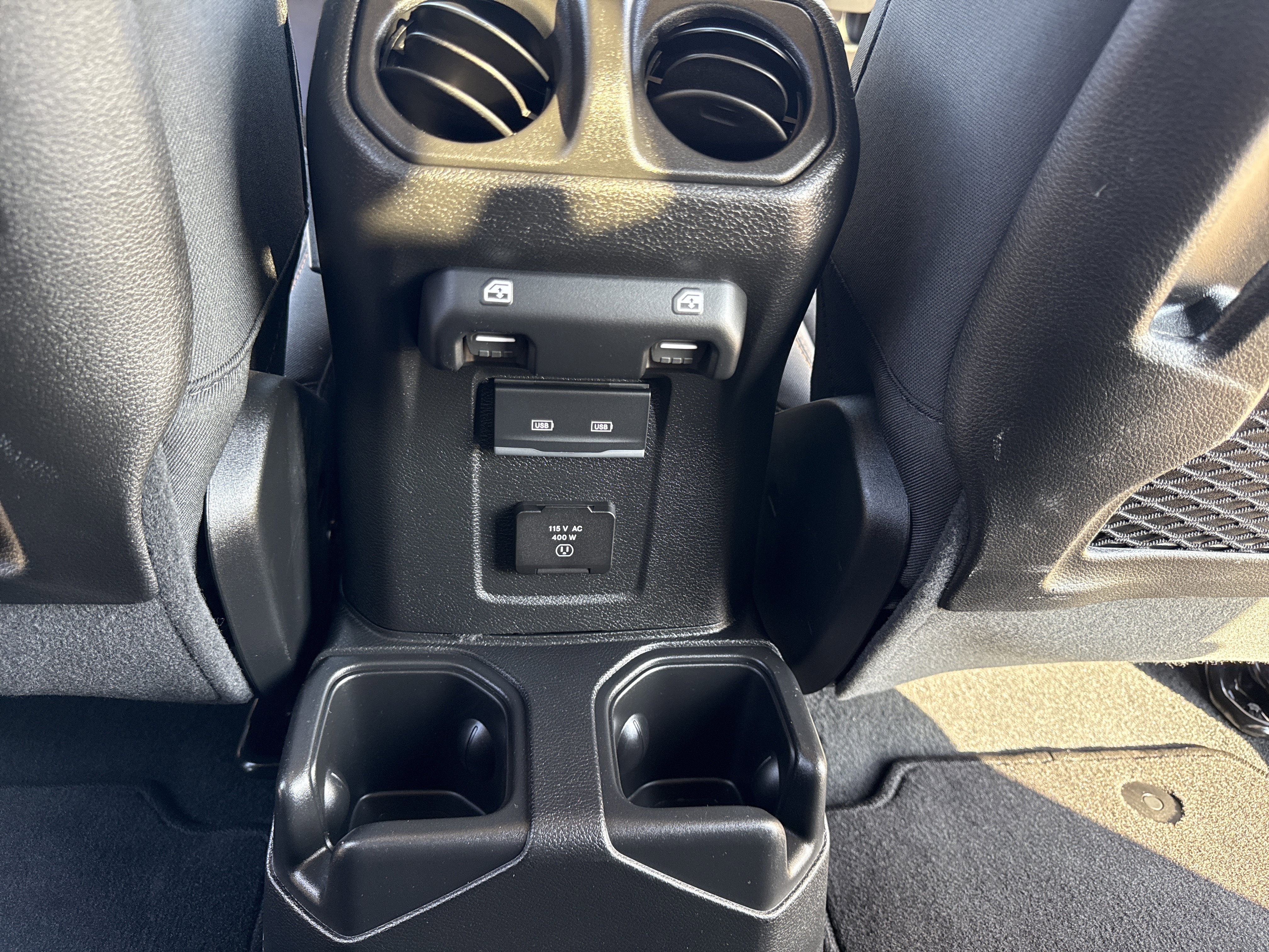 Used 2024 Jeep Gladiator Mojave w/ Safety Group image 31