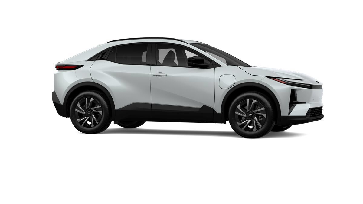 New 2026 Toyota C-HR AWD/4WD image 13