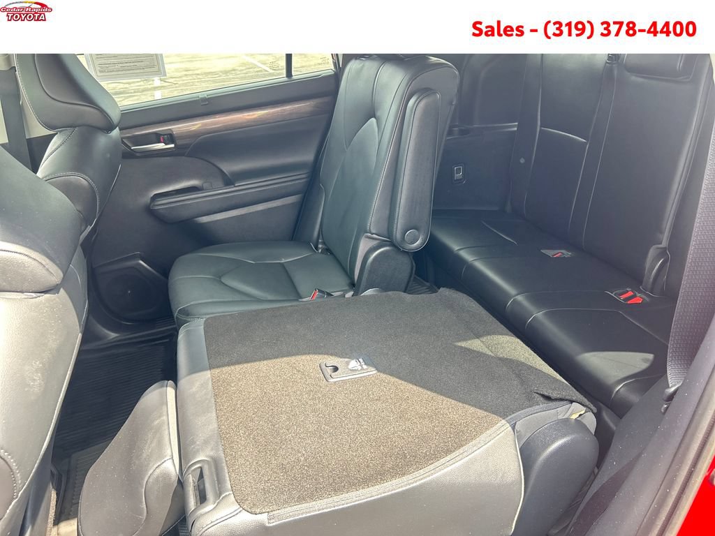 Certified 2020 Toyota Highlander Limited AWD/4WD image 25