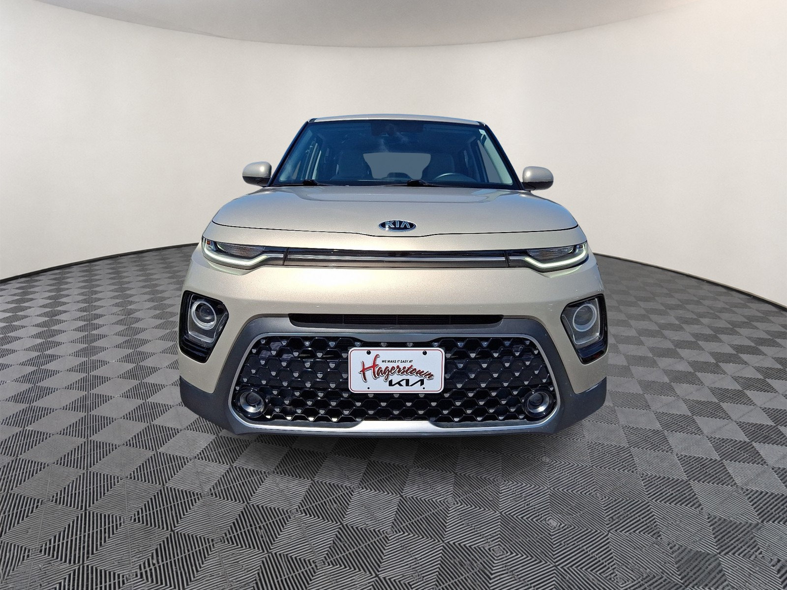 Used 2020 Kia Soul EX FWD image 2