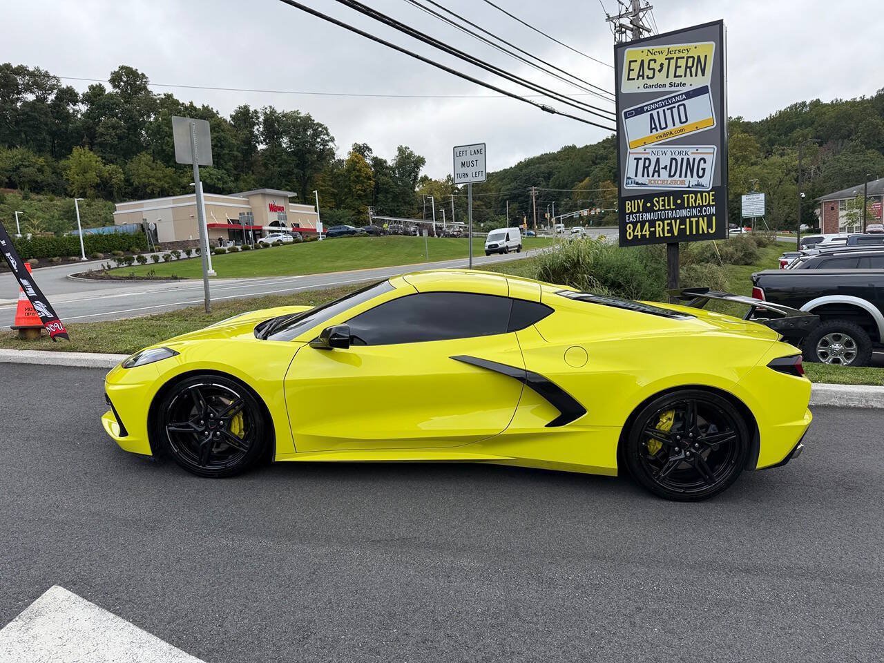 Used 2022 Chevrolet Corvette Stingray Preferred Cpe w/ 2LT RWD image 3