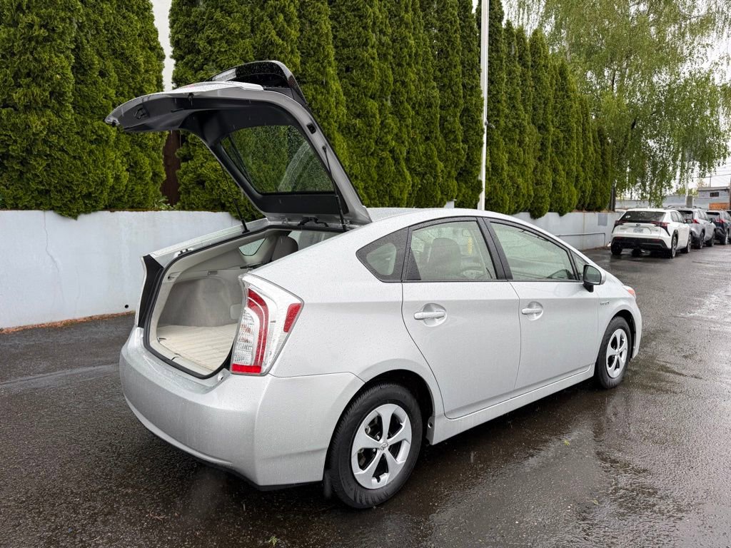 Used 2015 Toyota Prius Two FWD image 10