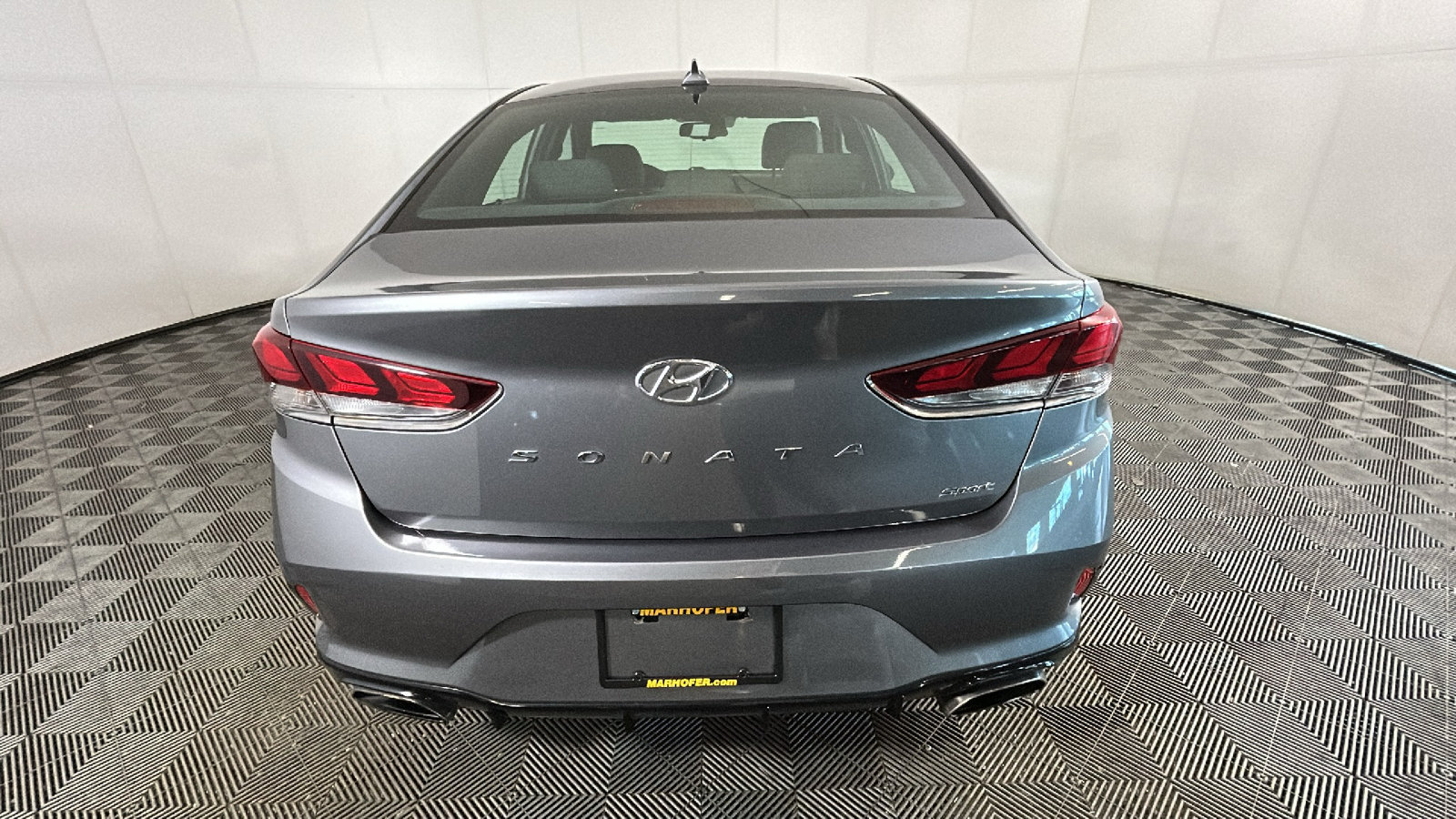 Used 2018 Hyundai Sonata Sport w/ Tech Package 05 FWD image 4