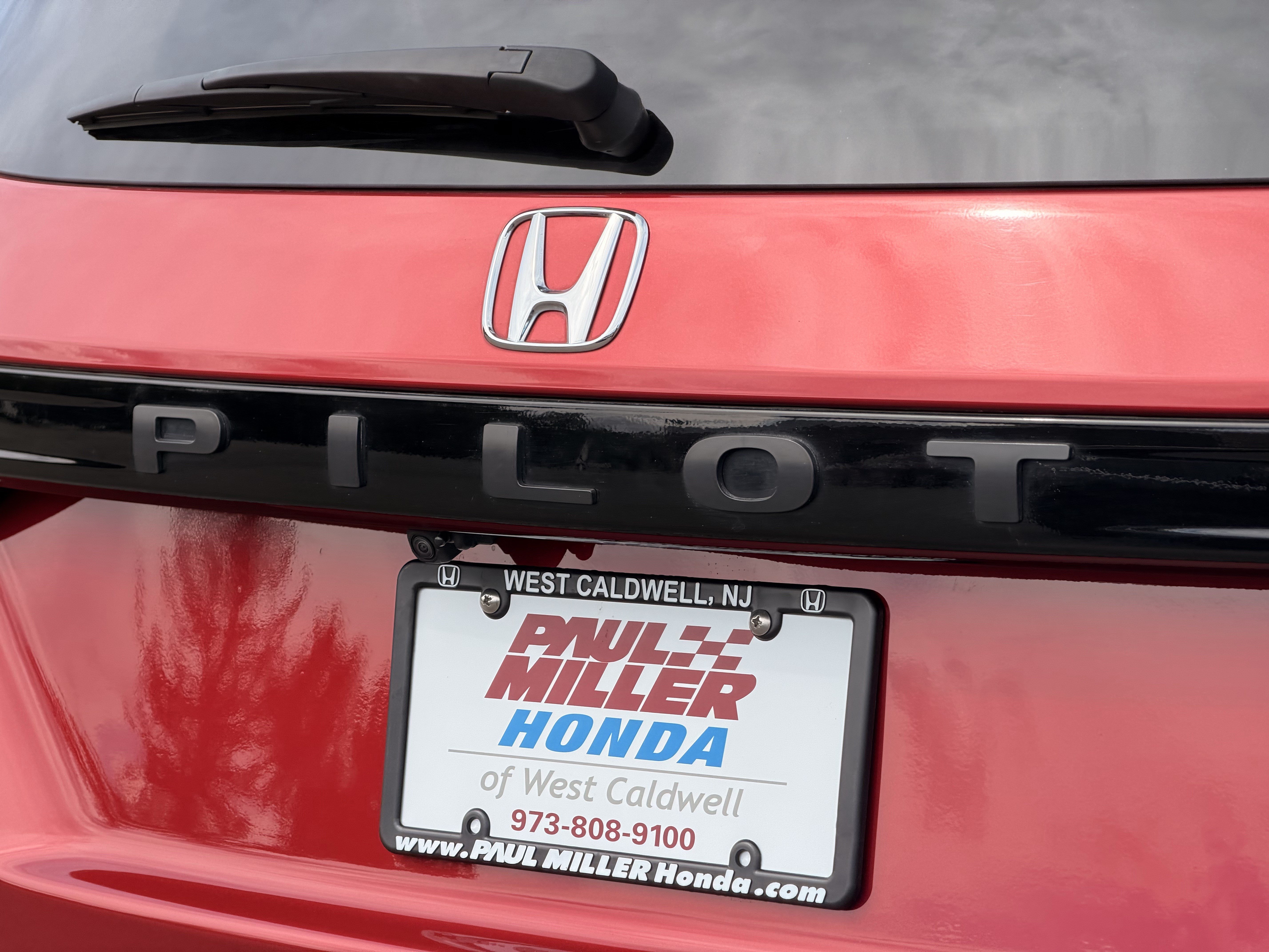 Used 2025 Honda Pilot Touring image 29