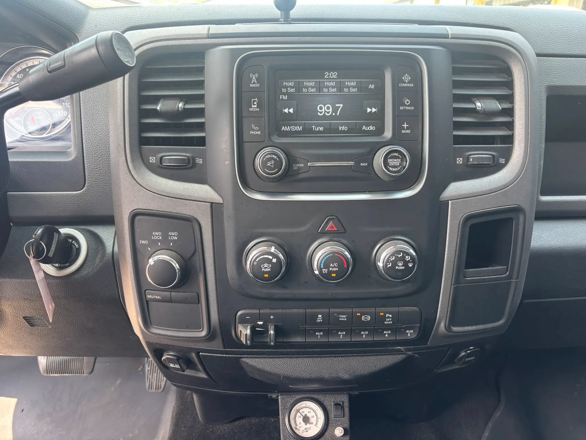 Used 2017 RAM 2500 Tradesman w/ Chrome Appearance Group AWD/4WD image 26