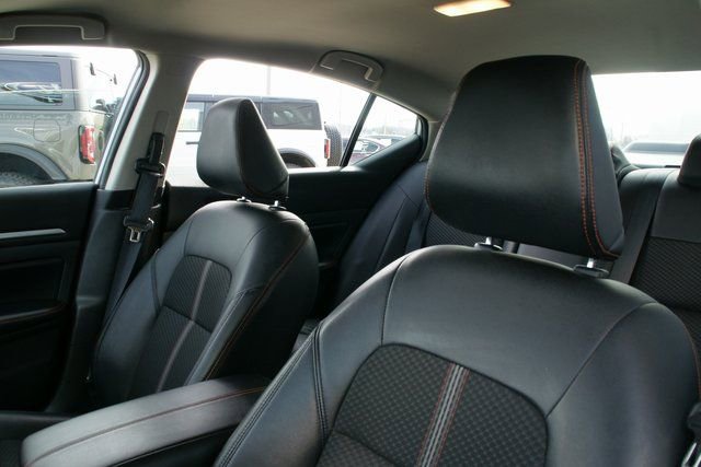 Used 2024 Nissan Altima 2.5 SR image 15