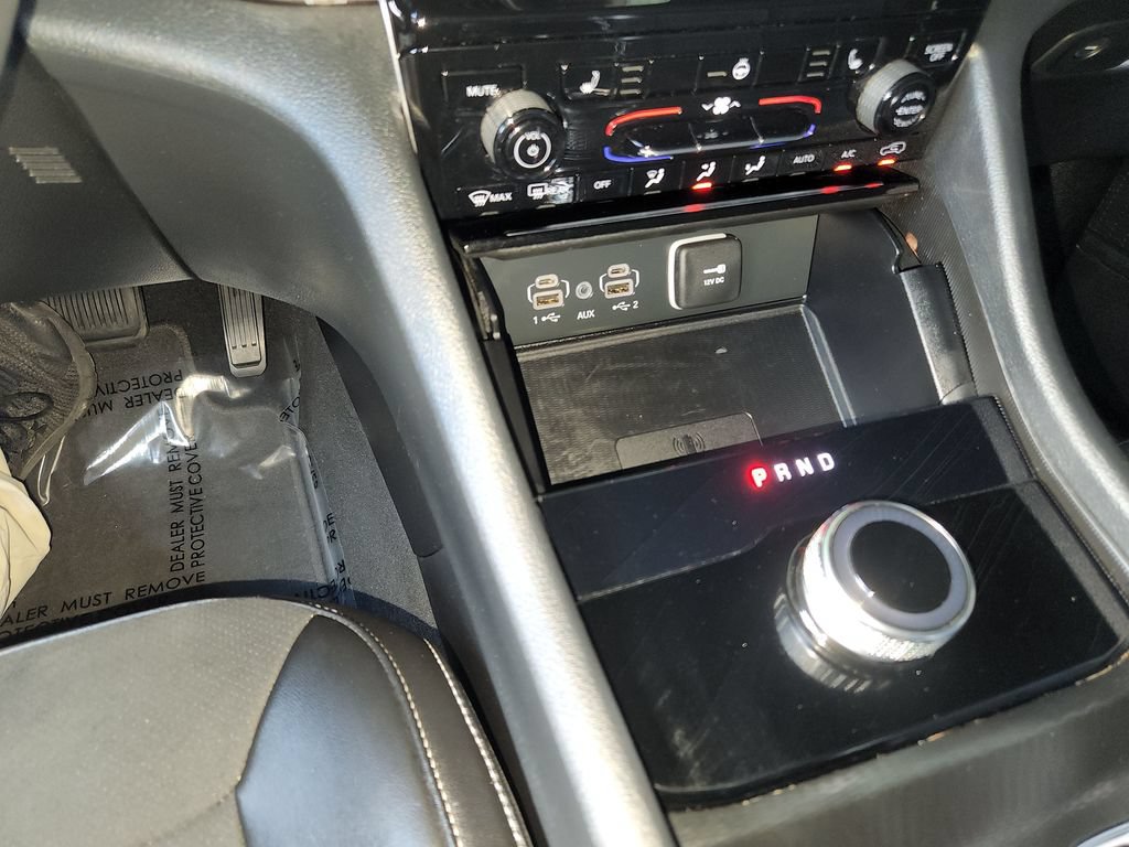 Used 2024 Jeep Grand Cherokee Altitude RWD image 21