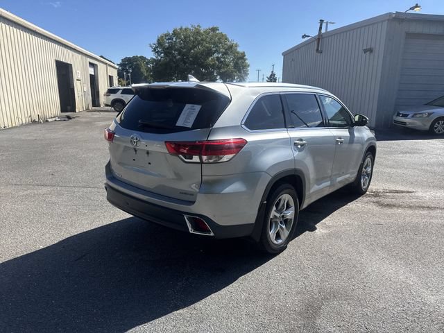 Used 2019 Toyota Highlander Limited FWD image 5