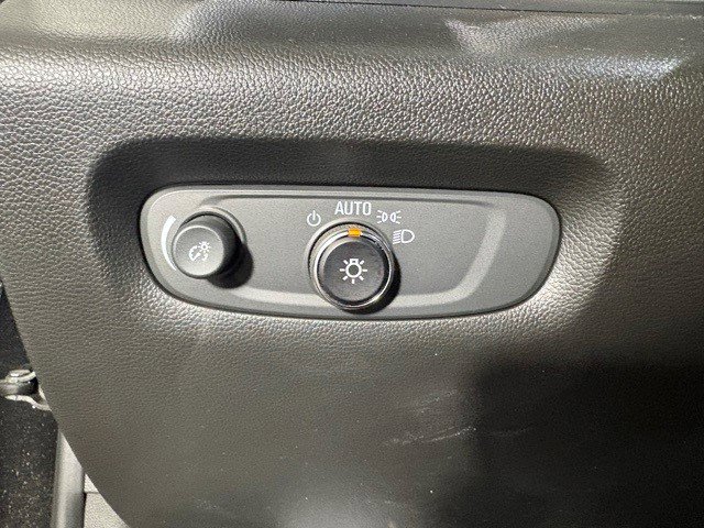 Certified 2023 Chevrolet Traverse LT w/ LPO, Floor Liner Package image 24