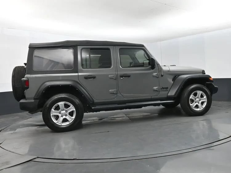 Used 2022 Jeep Wrangler Unlimited Sport AWD/4WD image 4