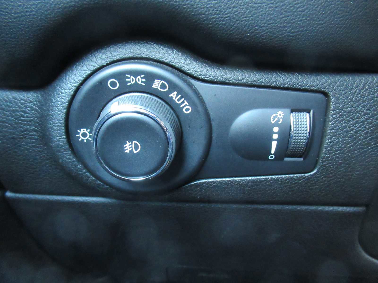 Used 2022 Dodge Durango R/T image 26