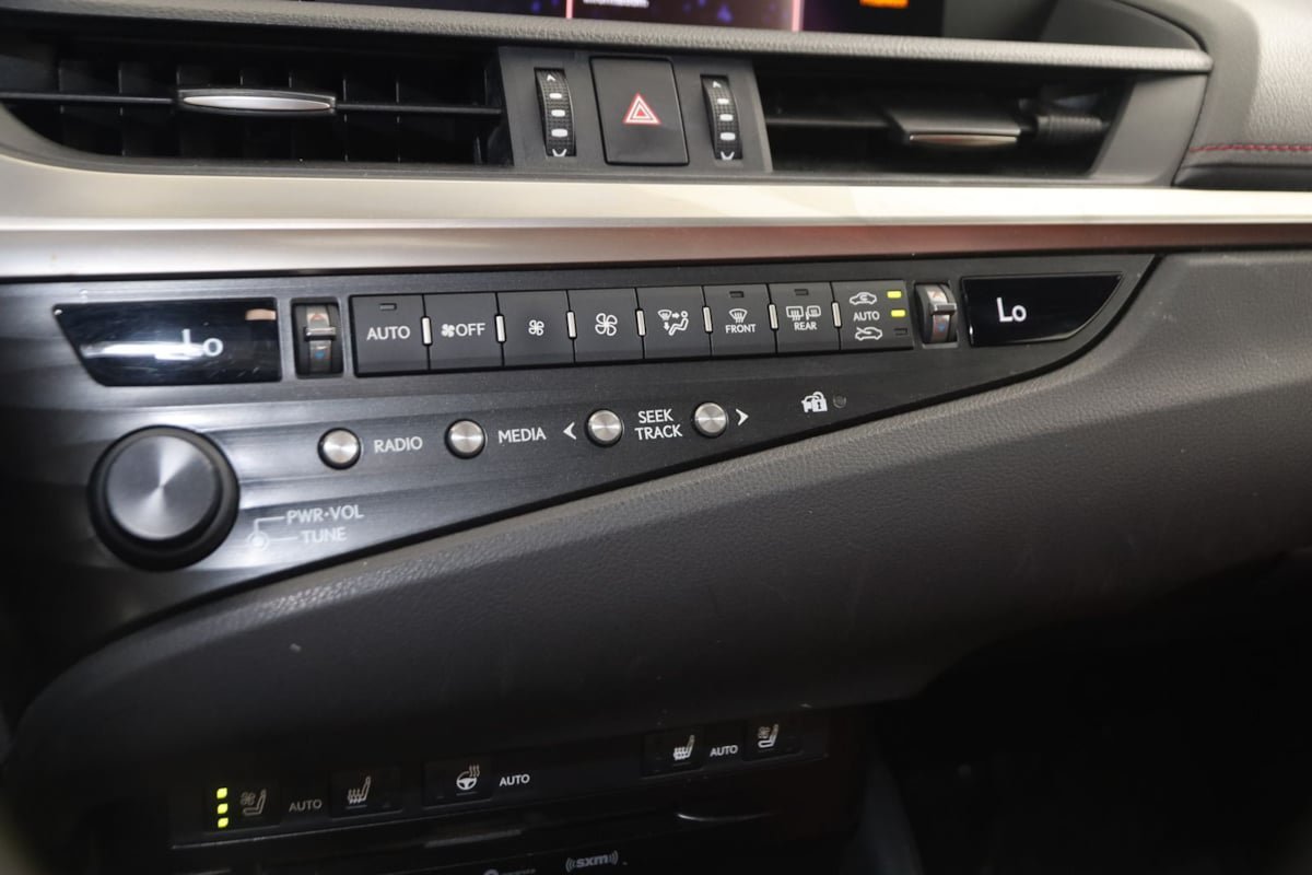 Used 2019 Lexus ES 350 F Sport w/ Accessory Package 2 FWD image 30