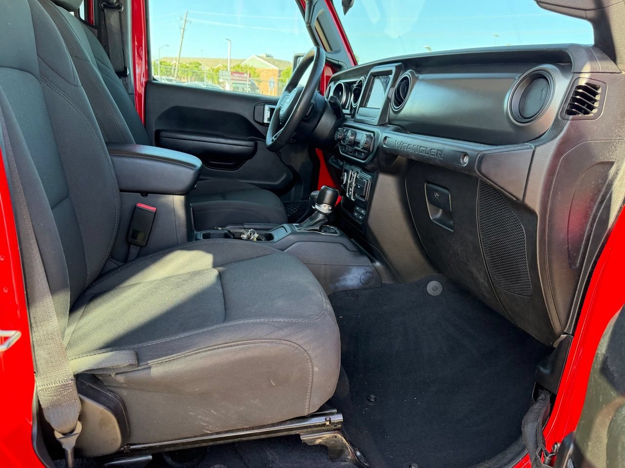 Used 2023 Jeep Wrangler Unlimited Sport AWD/4WD image 37