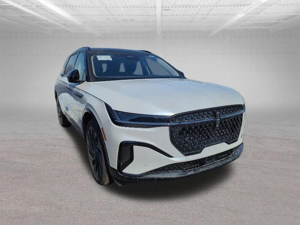 New 2026 Lincoln Nautilus Reserve w/ Jet Appearance Package AWD/4WD image 13