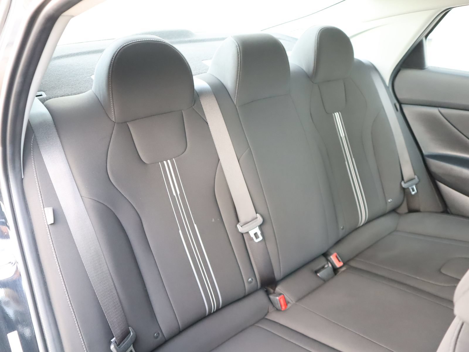 Used 2024 Hyundai Elantra SEL FWD image 44