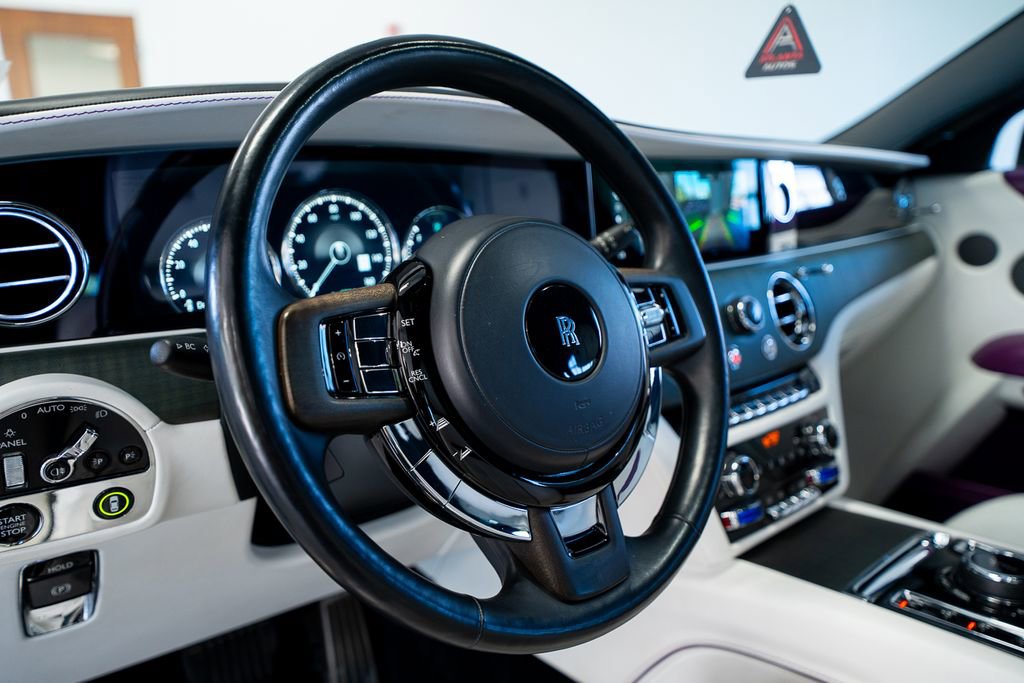 Used 2022 Rolls-Royce Ghost w/ Ghost Package AWD/4WD image 23