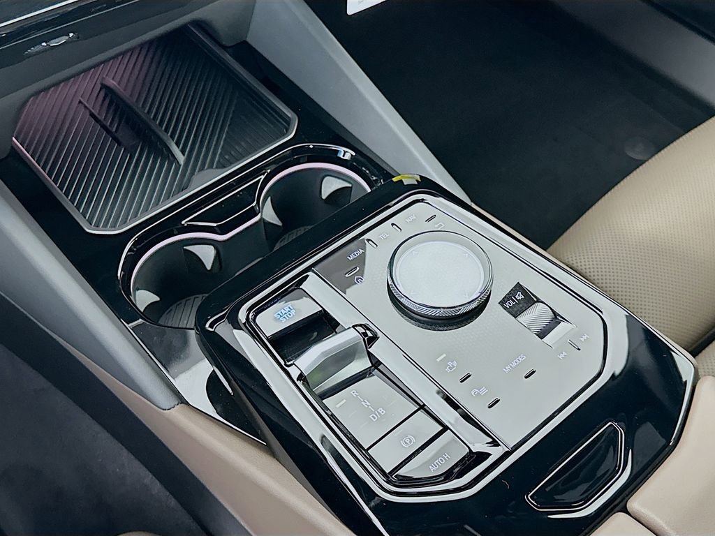 New 2026 BMW i5 eDrive40 w/ M Sport Package image 15