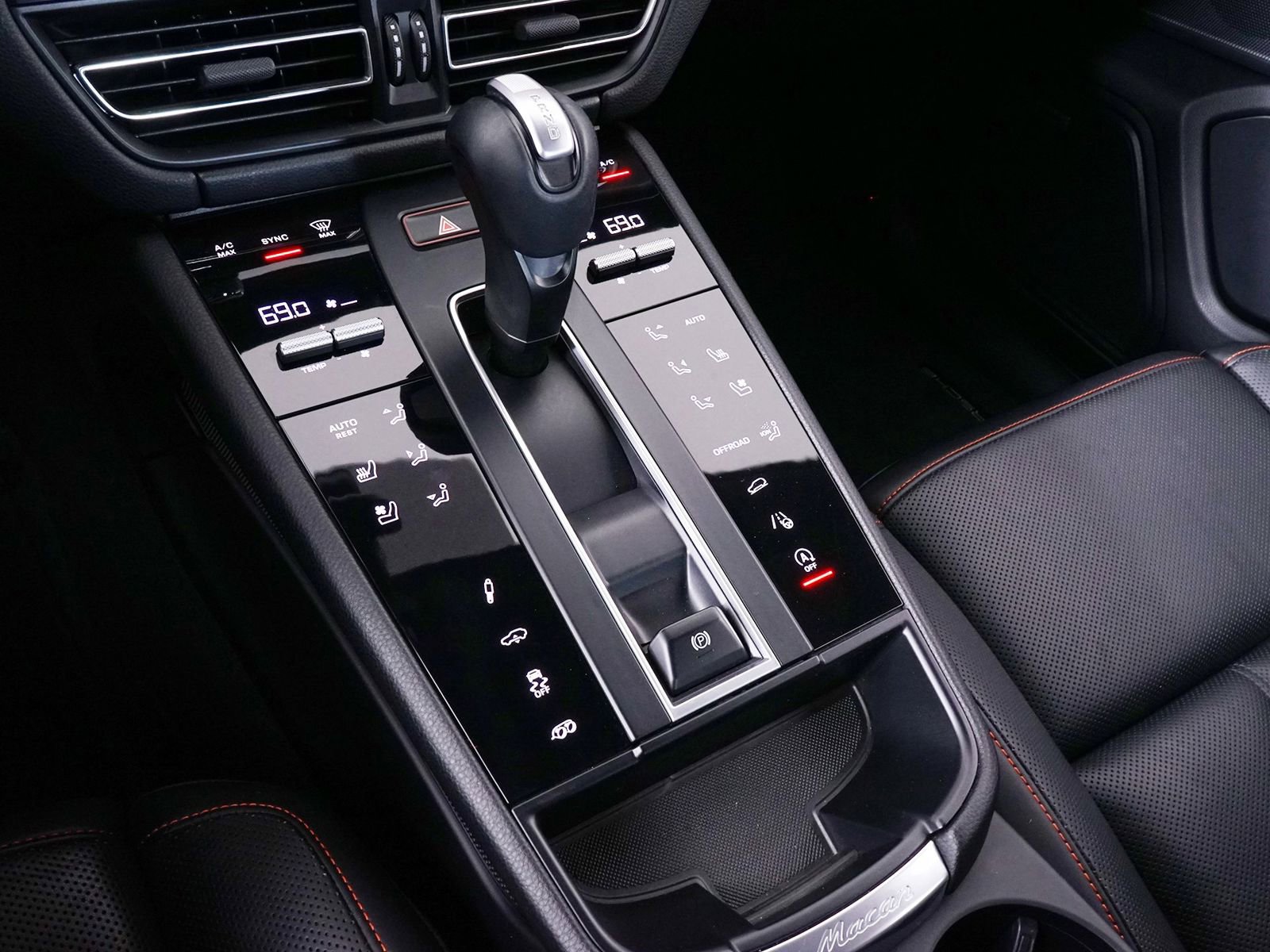 Used 2022 Porsche Macan GTS image 28