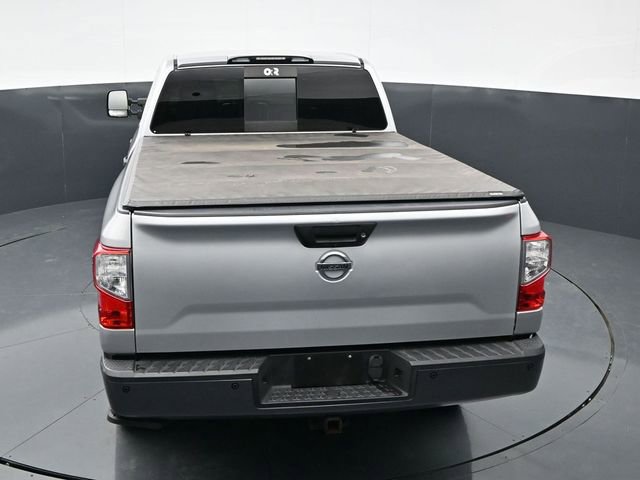 Used 2018 Nissan Titan PRO-4X w/ Pro-4x Convenience Package AWD/4WD image 34