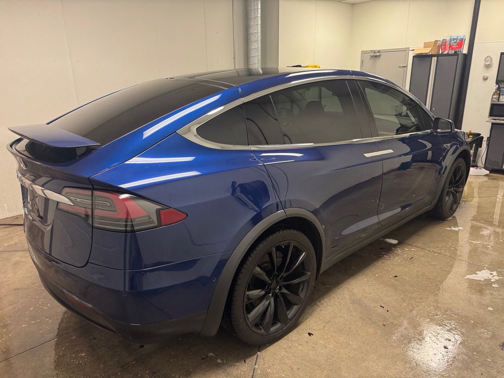 Used 2016 Tesla Model X 90D image 6