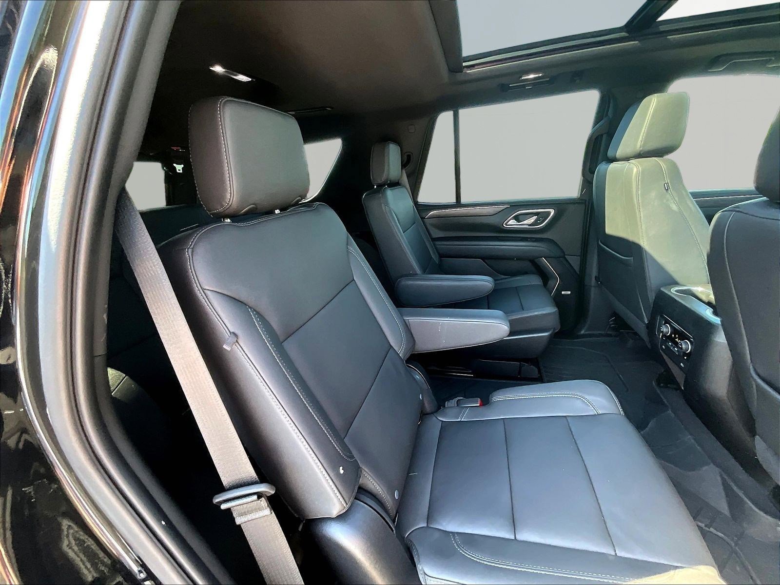 Used 2023 Chevrolet Tahoe Z71 w/ Off-Road Capability Package AWD/4WD image 25