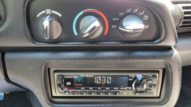 Used 1995 Chevrolet Camaro Z28 image 17