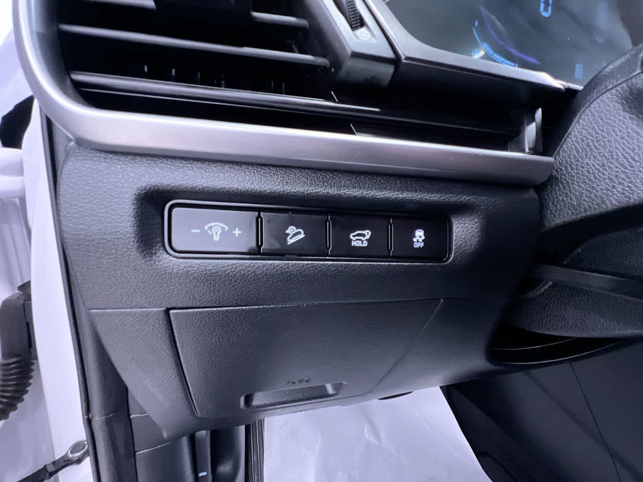 Used 2025 Kia Telluride S FWD image 16