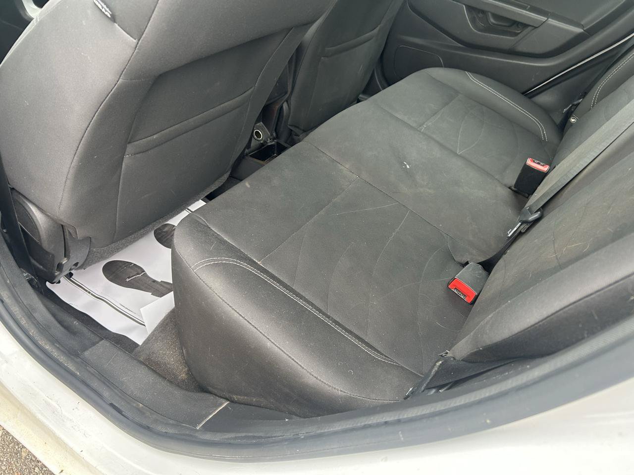 Used 2017 Ford Fiesta SE w/ Cold Weather Package FWD image 9