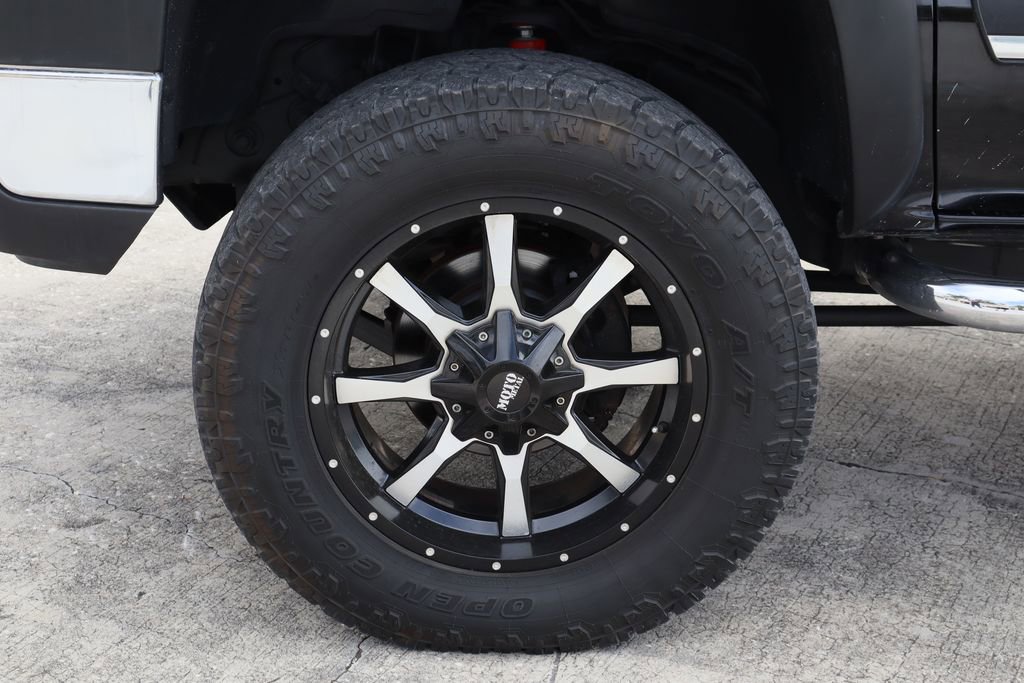 Used 2006 Chevrolet Silverado 2500 LT w/ Heavy-Duty Power Package image 31